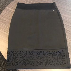 Black pencil skirt size M